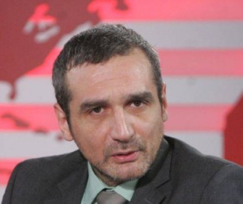 Lăzăroiu: Crin, de ce nu spui public ce mesaj ţi-a dat Gordon. Vrei să rezum eu? 